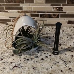 IT cosmetic superhero super black mascara